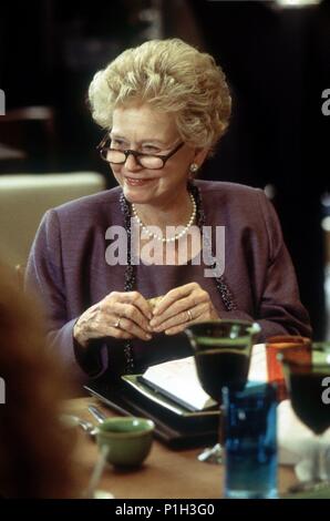 Titre original : il s'exécute dans la famille. Titre en anglais : il s'exécute dans la famille. Directeur de film : Fred Schepisi. Année : 2003. Stars : Diana DOUGLAS. Credit : Metro-Goldwyn-Mayer (MGM) / SCHWARTZ, Andrew / Album Banque D'Images