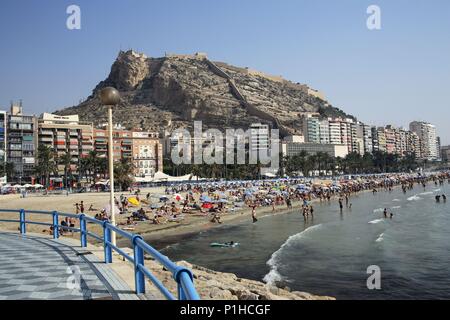 Espagne - région autonome de Valence - L'ALACANTÍ (district) - Alicante. Alicante/Alacant ; Playa del Postiguet. Banque D'Images