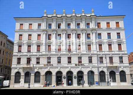 BNL Gruppo BNP Paribas, Piazza del Ponterosso, Trieste, Italie. Banque D'Images