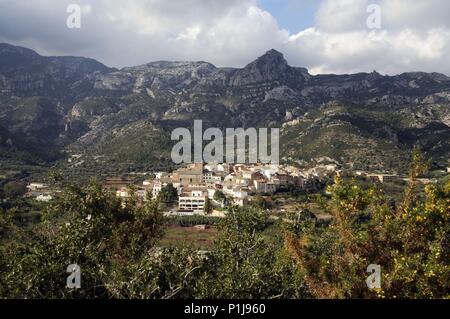 Espagne - Catalogne - Baix Ebre (district) - Tarragone. Alfara de Carles ; pueblo y Ports de Beseit / Puertos de Beceite. Banque D'Images