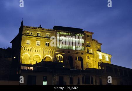 Tarazona ; Palacio Episcopal iluminado. Banque D'Images