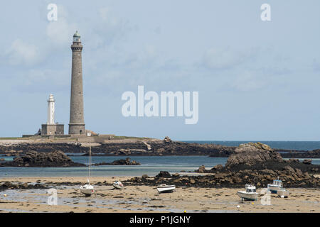 Île Vierge Lighthouse ( Phare de l'Ile Vierge ), Plouguerneau, Finistère, Bretagne, France est le plus haut phare de pierre en Europe. Banque D'Images