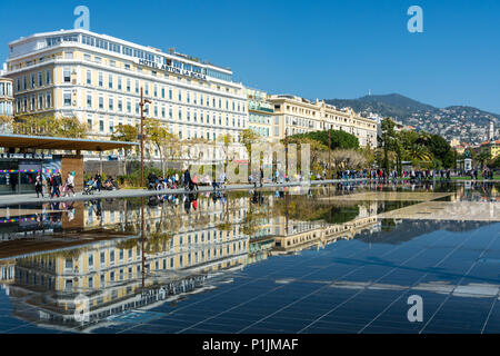 NICE, FRANCE - Mars 2016 - Promenade du Paillon à Nice, France Banque D'Images