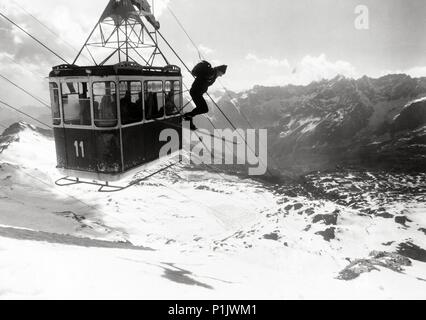 Titre original : SNOW JOB. Titre en anglais : TRAVAIL DE LA NEIGE. Film Réalisateur : George H. ENGLUND. Année : 1972. Stars : JEAN-CLAUDE KILLY. Credit : Warner Brothers / Album Banque D'Images