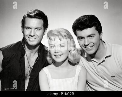 Titre original : GIDGET. Titre en anglais : GIDGET. Directeur du film : PAUL WENDKOS. Année : 1959. Stars : Cliff Robertson ; SANDRA DEE, JAMES DARREN. Credit : Columbia Pictures / Album Banque D'Images