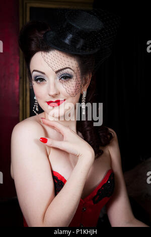 Artiste Burlesque Polly Rae chez Madame Jojos, Londres. Banque D'Images