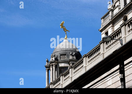 Pic montre : Bank of England Old Lady of Threadneedle Street stock photos photo par Gavin Rodgers/ Pixel8000 Banque D'Images