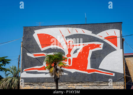 Soukhoumi, en Abkhazie/Géorgie - Sep 3, 2017 : Red Horse mosaïque sur la façade dans le centre-ville de Soukhoumi, en Abkhazie Banque D'Images