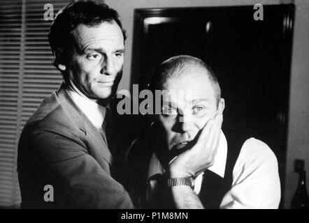 Titre original : LA NOTTE E FATTA PER... RUBARE. Titre en anglais : nuit, n'est fait pour voler. Directeur de film : GIORGIO CAPITANI. Année : 1968. Stars : Philippe Leroy. Credit : CLESI CINEMATOGRAFICA / Album Banque D'Images