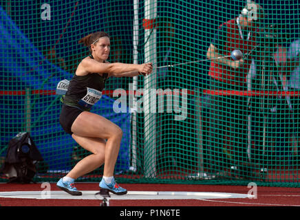 Gyuratz Reka de Hongrie fait un essai dans le lancer du marteau femmes compétition à la Golden Spike, une réunion d'athlétisme de l'IAAF World Challenge, à Ostrava, en République tchèque, le 12 juin 2018. (Photo/CTK Jaroslav Ozana) Banque D'Images