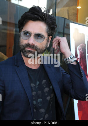 Los Angeles, Californie, USA. 12 Juin, 2018. L'acteur John Stamos assiste à la première de Los Angeles "Billy Boy" le 12 juin 2018 à Laemmle Music Hall à Los Angeles, Californie. Photo de Barry King/Alamy Live News Banque D'Images