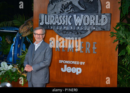 Los Angeles, Californie, USA. 12 Juin, 2018. Un   Steven Spielberg 001' assiste à la première de Universal Pictures et Amblin Entertainment's 'Jurassic World : Fallen Kingdom' le 12 juin 2018 à Los Angeles, Californie / USA Crédit : Tsuni/Alamy Live News Banque D'Images