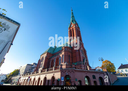 La magnifique église de la trinité dans la ville d'Arendal, Norvège. Banque D'Images