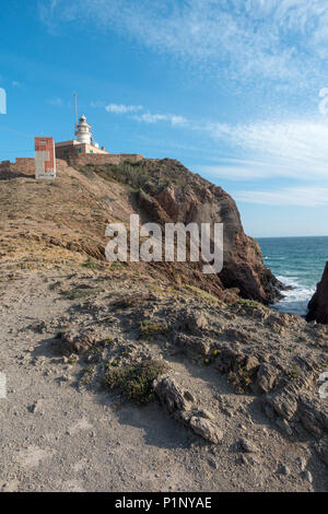 Le littoral et la mer dans la réserve naturelle de Cabo de Gata à Almeria, Espagne Banque D'Images