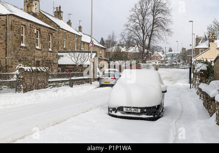 Bonnyrigg Edinburgh extérieur en mars 2018 après une importante chute de neige Banque D'Images