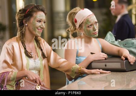 Titre original : les filles. Titre en anglais : les filles. Directeur de film : MARTHA COOLIDGE. Année : 2006. Stars : HILARY DUFF, Haylie Duff. Matériel : crédit Girls Productions LLC/METRO-GOLDWYN-MAYER/MAVERICK / Rudolph, Joyce / Album Banque D'Images