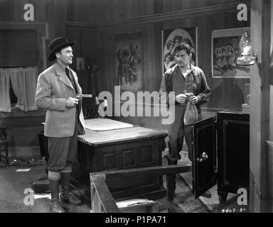 Titre original : l'ALASKA. Titre en anglais : l'ALASKA. Directeur : GEORGE ARCHAINBAUD Film. Année : 1944. Credit : MONOGRAM PICTURES / Album Banque D'Images