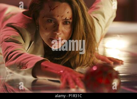 Description : Saison 5. Film Original Titre : ALIAS. Titre en anglais : ALIAS. Année : 2001. Stars : LENA OLIN. Credit : Touchstone Television / Album Banque D'Images