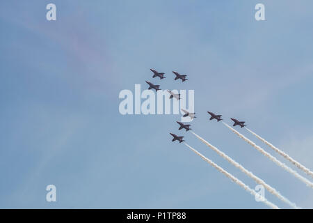 Les flèches rouges de la RAF à Cosford RAF effectuer plus de Cosford 2018 au cours de l'aéronautique. La fumée rouge 1 n'a pas fonctionné tout au long du spectacle. Banque D'Images