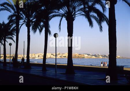 Espagne - Catalogne - Tarragonès (district) - Tarragone. Salou ; playa / platja de Ponent. Banque D'Images