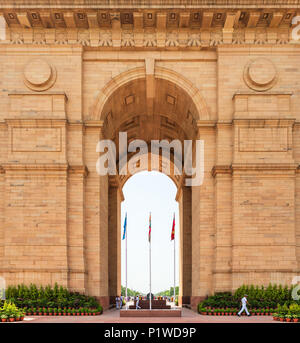 NEW DELHI, INDE - CIRCA AVRIL 2017 : Photo de la porte de l'Inde. La porte de l'Inde est un monument de guerre des soldats de l'armée indienne britannique qui est mort au cours de Banque D'Images
