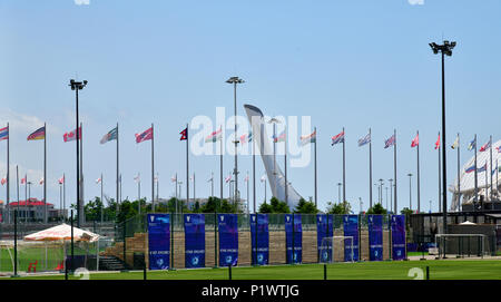 Sotchi, Russie - 2 juin. En 2018. Drapeaux dédié à la coupe du monde de la FIFA dans le Parc olympique Banque D'Images