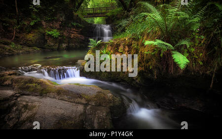 Sgydau Sychryd cascade Banque D'Images