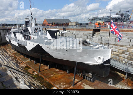 Le HMS M33 est le seul navire de Gallipoli et l'un des trois seuls survivants britanniques de la PREMIÈRE GUERRE MONDIALE. Il est conservé à Portsmouth Historic Dockyard. Banque D'Images