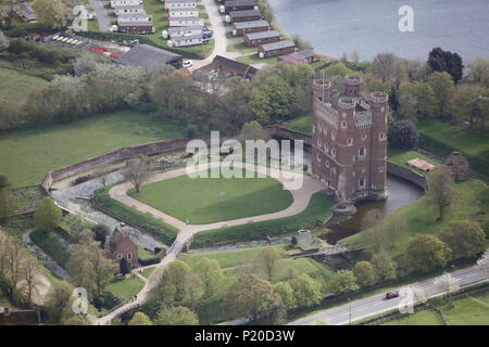 Une vue aérienne de Tattershall Castle, Lincolnshire Banque D'Images