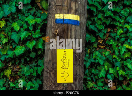 France, Lot, Quercy, mark sentier de randonnée près de Saint-céré, Chemin de Saint Jacques de Compostelle Banque D'Images