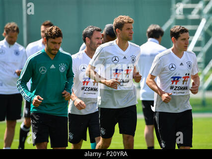 Moscou, Russie. 13 Juin, 2018. Les joueurs de l'Allemagne assister à une session de formation à venir de la Coupe du Monde 2018 la Russie à Moscou, Russie, le 13 juin 2018. Credit : Liu Dawei/Xinhua/Alamy Live News Banque D'Images