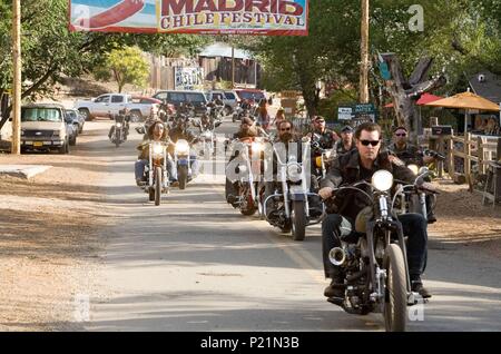 Titre original : WILD HOGS. Titre en anglais : WILD HOGS. Directeur de film : WALT BECKER. Année : 2007. Stars : Ray Liotta. Credit : Touchstone Pictures / SEBASTIAN, LOREY / Album Banque D'Images