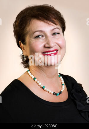 Portrait Portrait d'une femme âgée smiling Banque D'Images