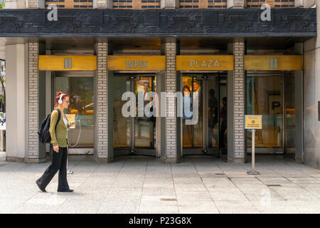 Les studios et bureaux de la Tribune Media WPIX dans le Daily News Building dans le centre de Manhattan à New York le mercredi, Juin 6, 2018. Sinclair Broadcasting Group et Tribune Media s'efforcent de se conformer à la réglementation FCC afin d'obtenir l'approbation de leur fusion. Sinclair a déjà annoncé qu'il vend sept stations pour Fox Broadcasting tandis que WPIX ne semble pas sur la liste d'une autre les ventes possibles. (© Richard B. Levine) Banque D'Images
