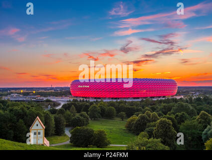 Allemagne, Munich, le stade de football Allianz Arena, construit dans les années 2002 à 2005, des architectes, Herzog et de Meuron, façade Covertex Banque D'Images