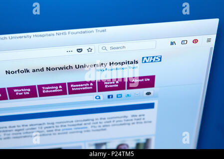 Londres, UK - 5 mars 2018 : La page d'accueil du site web officiel de la Norfolk et Norwich University Hospitals NHS Foundation Trust au Royaume-Uni, sur Banque D'Images