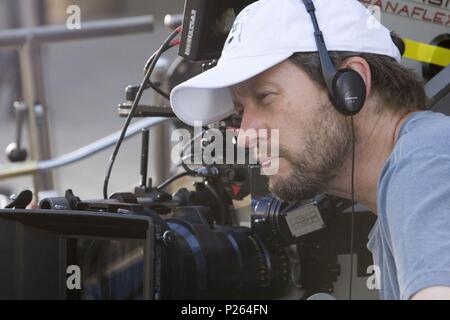 Film Original Title : PERMIS DE MER. Titre en anglais : LICENCE EN MER. KEN KWAPIS Réalisateur :. Année : 2007. Stars : KEN KWAPIS. Credit : WARNER BROS. Images / SOREL, PETER / Album Banque D'Images