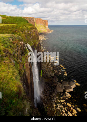 Kilt Rock's cascade, Kilt rock, Ile de Skye, Ecosse, Grande-Bretagne, Europe Banque D'Images