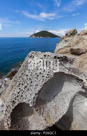 Falaises Blanches, Golfe de Procchio, Marciana, l'île d'Elbe, province de Livourne, Toscane, Italie Banque D'Images