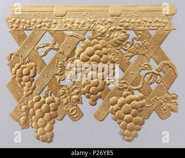 . Anglais : Frontière (Allemagne), ca. 1900 . Anglais : grandes grappes de raisin, suspendu de trellis et moulage architectural. Plus de finition blanc cassé-tous. . Vers 1900 36 Frontière (Allemagne), ca. 1900 (CH) 18498165 Banque D'Images