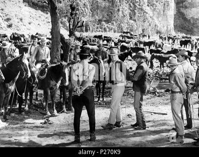 Titre original : LES FILS DE KATIE ELDER. Titre en anglais : LES FILS DE KATIE ELDER. Directeur de film : Henry Hathaway. Année : 1965. Stars : John Wayne. Credit : PARAMOUNT PICTURES / Album Banque D'Images