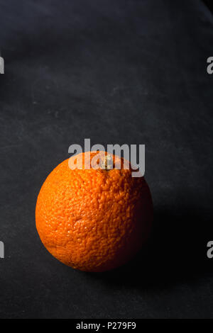 Orange sur fond tableau sale Banque D'Images