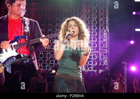 17 / 06 / 2006 ; Estadio Vicente Calderón. Madrid. Shakira durante el Concierto. Banque D'Images