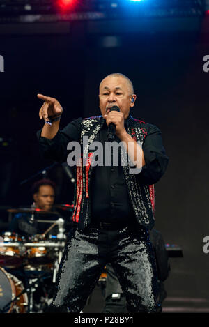 Napa Valley, Californie, le 25 mai 2018, Ralph Johnson, de Earth Wind and Fire sur la scène du Festival 2018 BottleRock à Napa en Californie. Banque D'Images