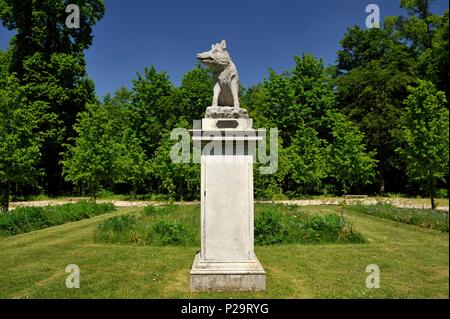 France, Oise, Chantilly, Chantilly, château de Chantilly, le petit parc, sanglier statue Banque D'Images
