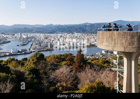 Le Japon, l'île de Shikoku, préfecture et la ville de Kochi, vue d'Tanezakisensho Park City à l'envers Banque D'Images