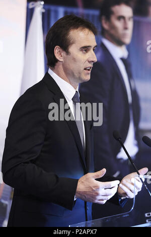 Madrid, Madrid, Espagne. 14 Juin, 2018. Julen Lopetegui durant la présentation de Julen Lopetegui comme nouvel entraîneur-chef du Real Madrid C.F. à Santiago Bernabeu le 14 juin 2018 à Madrid, Espagne Crédit : Jack Abuin/ZUMA/Alamy Fil Live News Banque D'Images