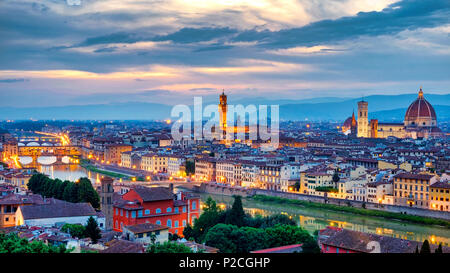 Vue de Florence depuis le Piazzale Michelangelo, Florence, Italie Banque D'Images