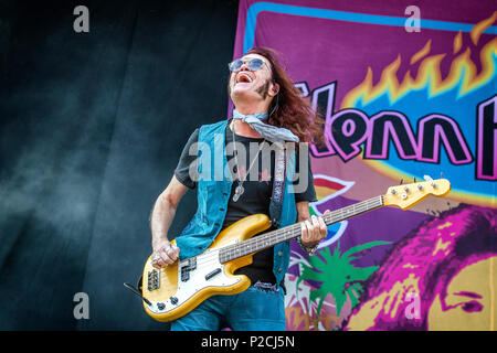 La Suède, Solvesborg - 07 juin, 2018. La chanteuse et le bassiste Glenn Hughes effectue un concert live au cours de la fête de la musique suédoise Sweden Rock Festival 2018. (Photo crédit : Gonzales Photo - Terje Dokken). Banque D'Images