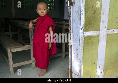 Le Myanmar, Mandalay, l'école monastique Aung Myae Oo Banque D'Images